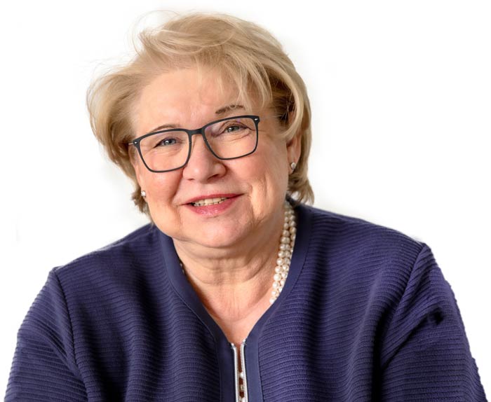 Profilbild von Immobilienmakler in Fröndenberg Marion Kappenstein Profilbild von Immobilienmakler in Fröndenberg Marion Kappenstein