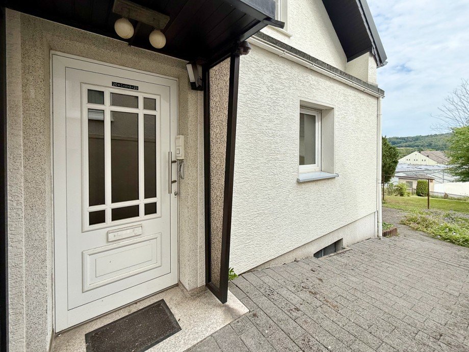 Eingang/ Erdgeschoss Zweifamilienhaus Wickede