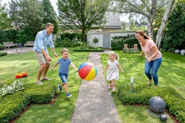 Hauptbild Familiengl�ck mit Garten