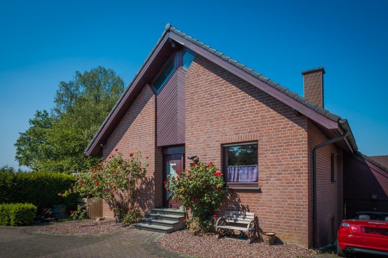  Fr�ndenberg-Hohenheide Einfamilienhaus Gepflegtes Einfamilienhaus - verklinkert - mit Garage