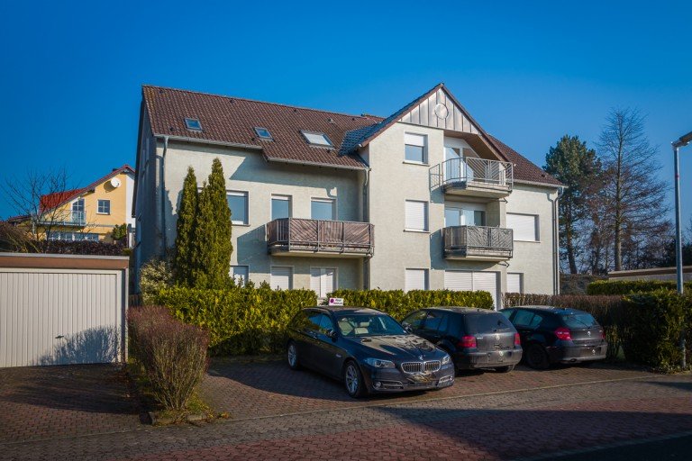 01 Ansicht Fr�ndenberg Hirschberg Dachgeschosswohnung 4-Zimmer-Dachgeschosswohnung ... und �ber uns der Himmel