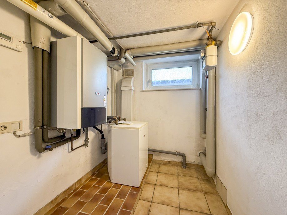 Heizungsraum-Gasheizung-Fabr. Wolf Einfamilienhaus Fr�ndenberg Hohenheide