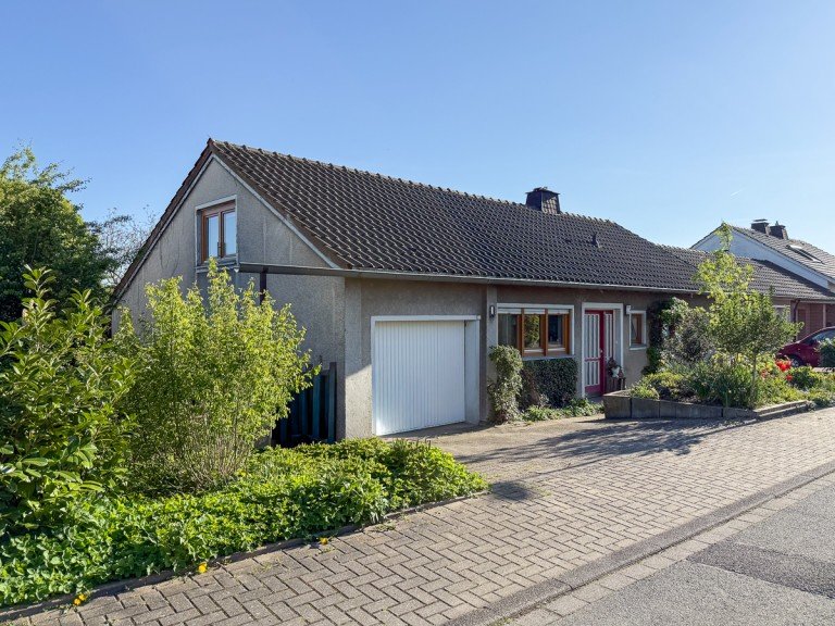  Fr�ndenberg Hohenheide Haus Ihr Projekt mit Herz: Freistehendes Haus mit Potenzial