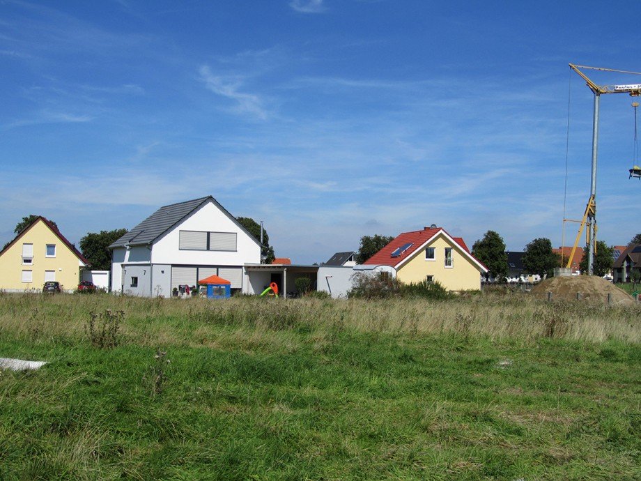 die ersten H�user stehen bereits Wohngrundst�ck Fr�ndenberg
