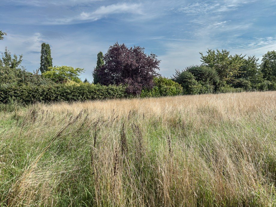 sch�ne und ruhige Feldrandlage Wohngrundst�ck Fr�ndenberg-Fr�mern