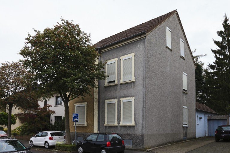Ansicht Fr�ndenberg Einfamilienhaus Renovierungsbed�rftiges Wohnhaus