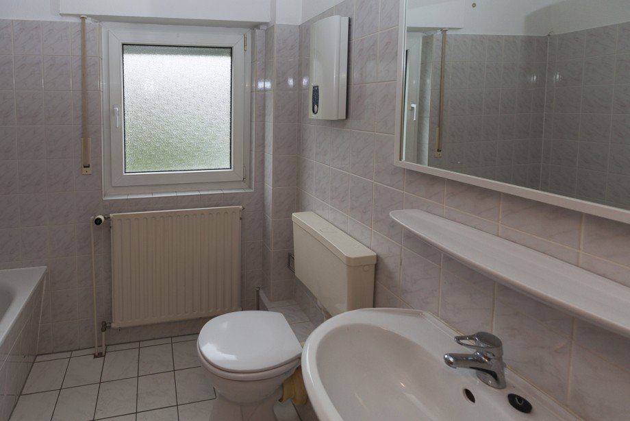 09 Kinderbad Dachgeschosswohnung Fr�ndenberg Hirschberg