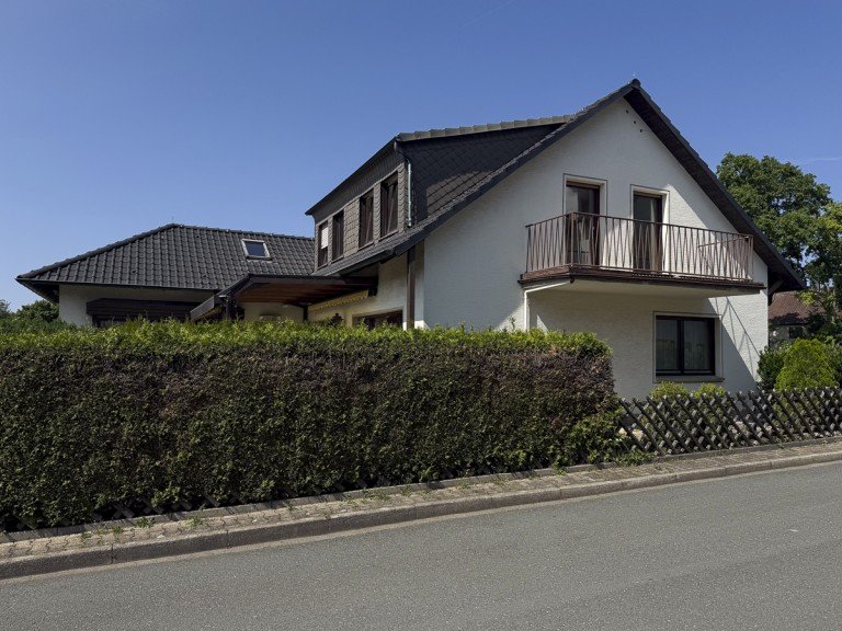  Iserlohn-S�mmern Haus Ein-/Zweifamilienhaus - Gepflegter Klassiker mit Potenzial