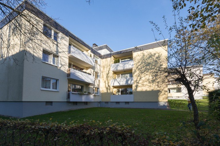 Au�enansicht Fr�ndenberg Etagenwohnung vermietete Eigentumswohnung mit S�dbalkon in Fr�ndenberg