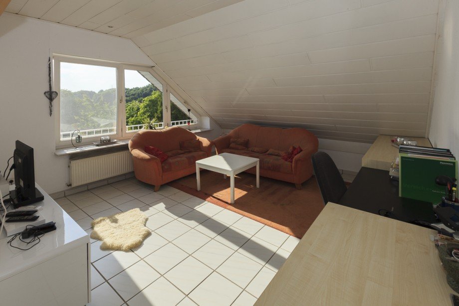  Dachgeschosswohnung Fr�ndenberg