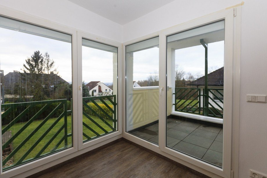Wohnzimmer mit Zugang zum Balkon Erdgeschosswohnung Fr�ndenberg