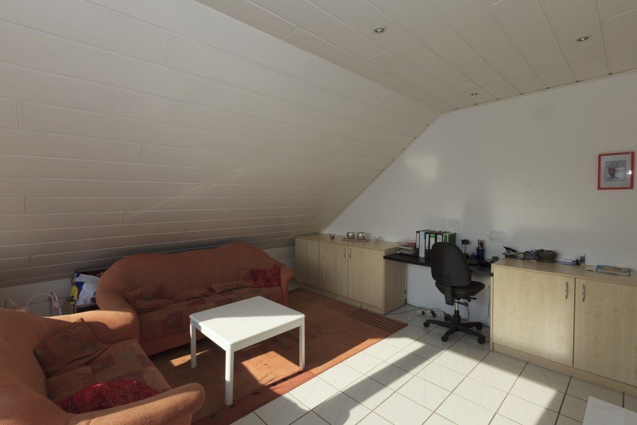  Dachgeschosswohnung Fr�ndenberg