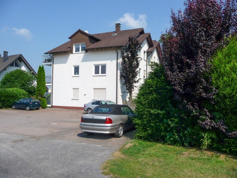 Au�enansicht Menden-Schwitten Erdgeschosswohnung Wohnung mit Balkon und Stellplatz in Schwitten