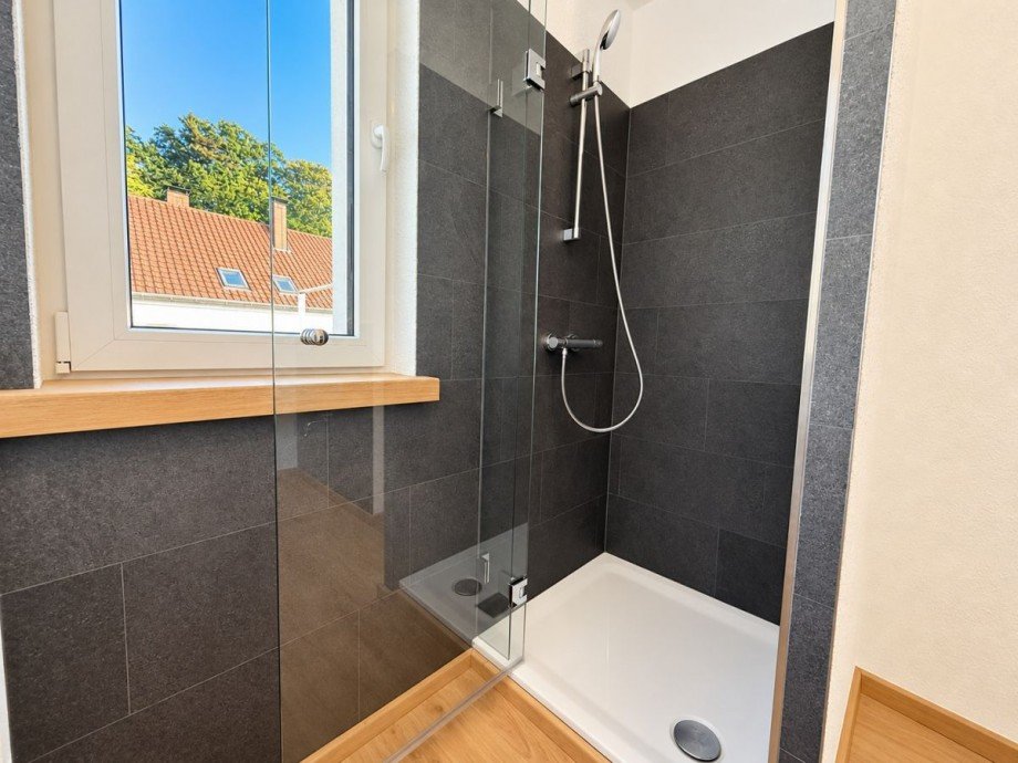 Modernes Duschbad Dachgeschosswohnung Fr�ndenberg- Stadt