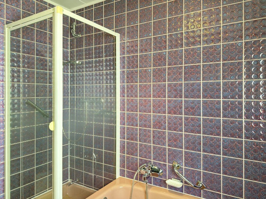 Bad mit Wanne und Dusche Einfamilienhaus Menden Schwitten