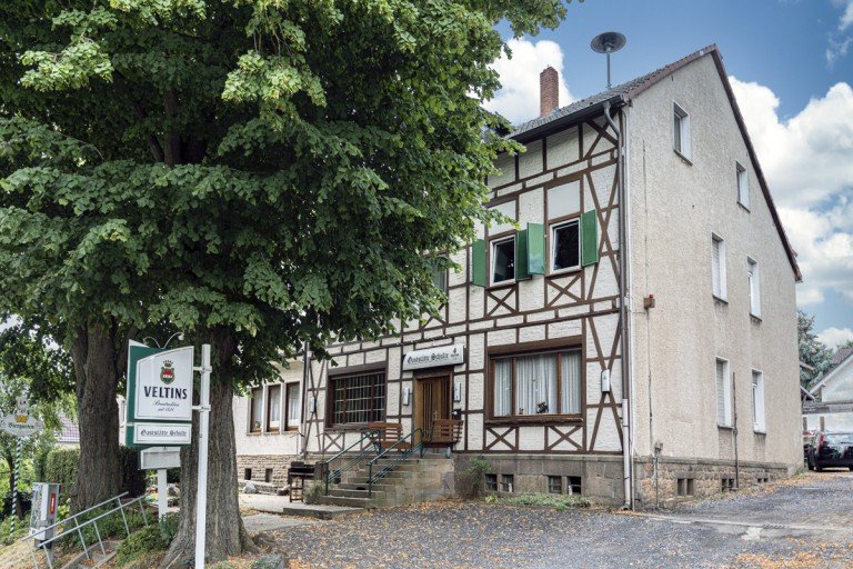 Ansicht Fr�ndenberg-Bausenhagen Einfamilienhaus Neues Leben im alten Gasthof! Eine Idee f�r Sie?