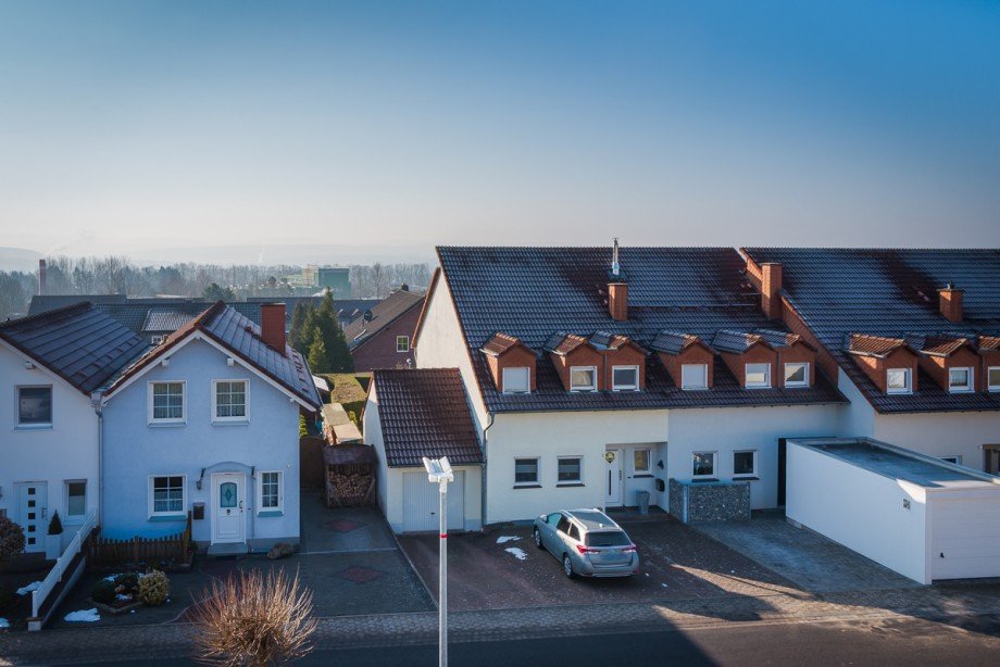 03 Ausblick nach S�den Dachgeschosswohnung Fr�ndenberg Hirschberg