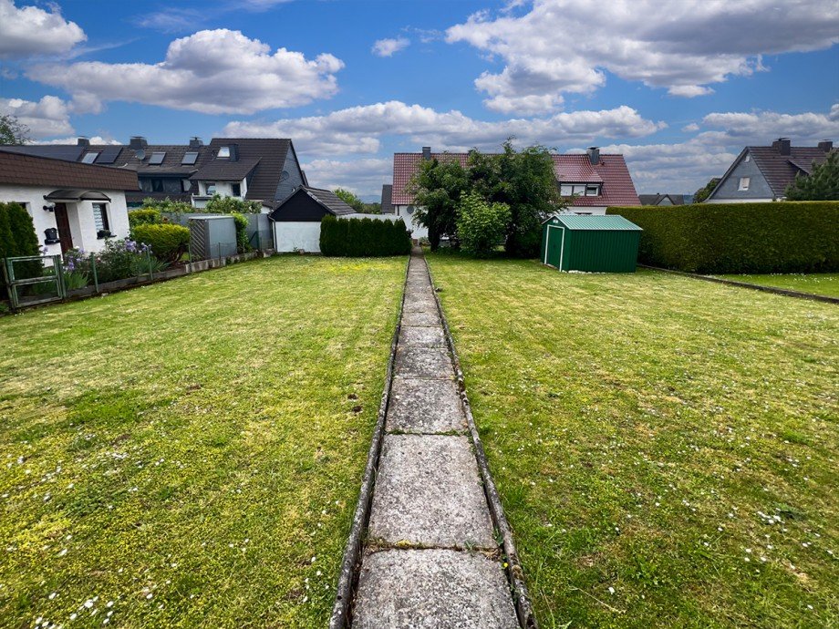 Gesamtansicht Wohngrundst�ck Menden