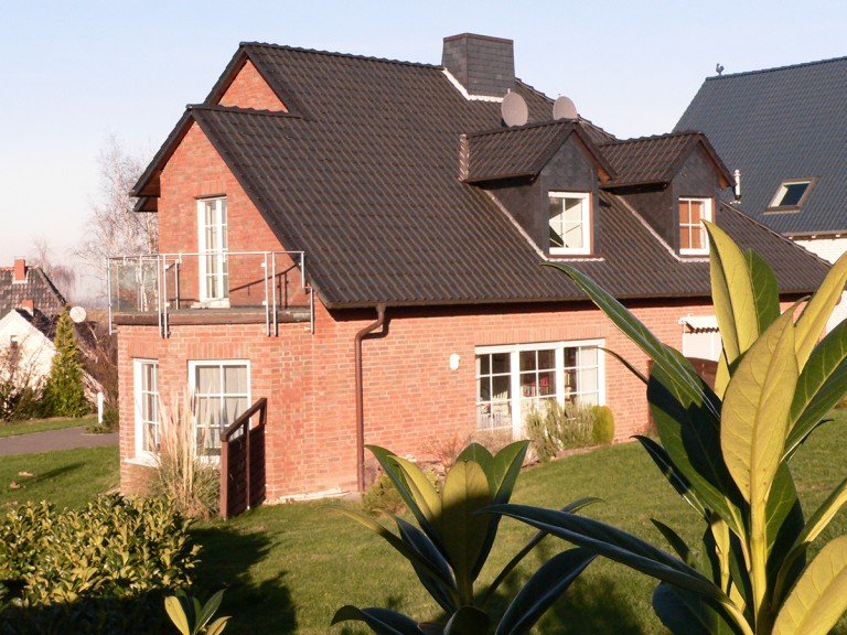Ansicht der R�ckseiten Fr�ndenberg Einfamilienhaus 2 gepflegte Doppelhaush�lften mit solider Vermietung und nachhaltigen Investitionen