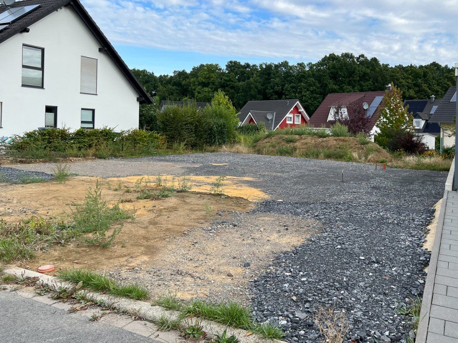 das Grundst�ck von rechts Wohngrundst�ck Menden