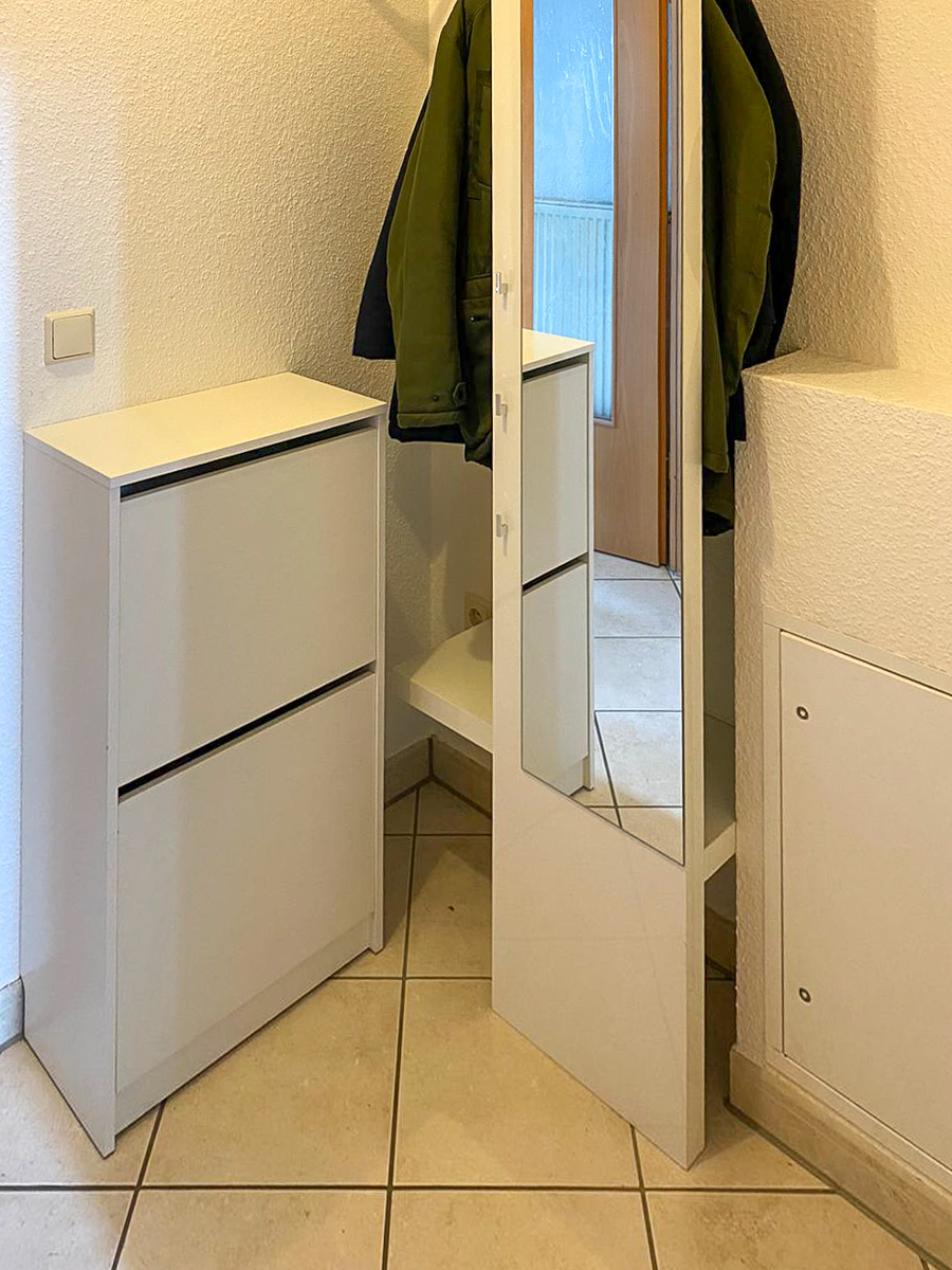 Garderobenbereich Etagenwohnung Fr�ndenberg Hohenheide