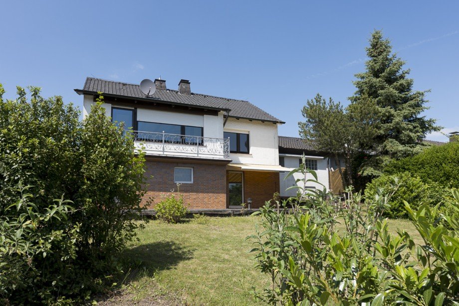 Ansicht Gartenseite Einfamilienhaus Fr�ndenberg Hohenheide