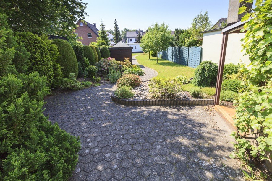 Garten Doppelhaush�lfte Fr�ndenberg-Westick