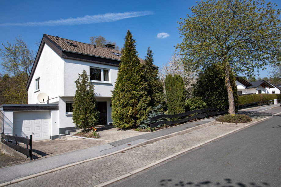  Zweifamilienhaus Menden-Lendringsen