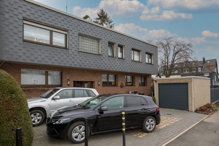 Frontansicht Bochum Mehrfamilienhaus Mehrfamilienhaus mit 5 Wohnungen