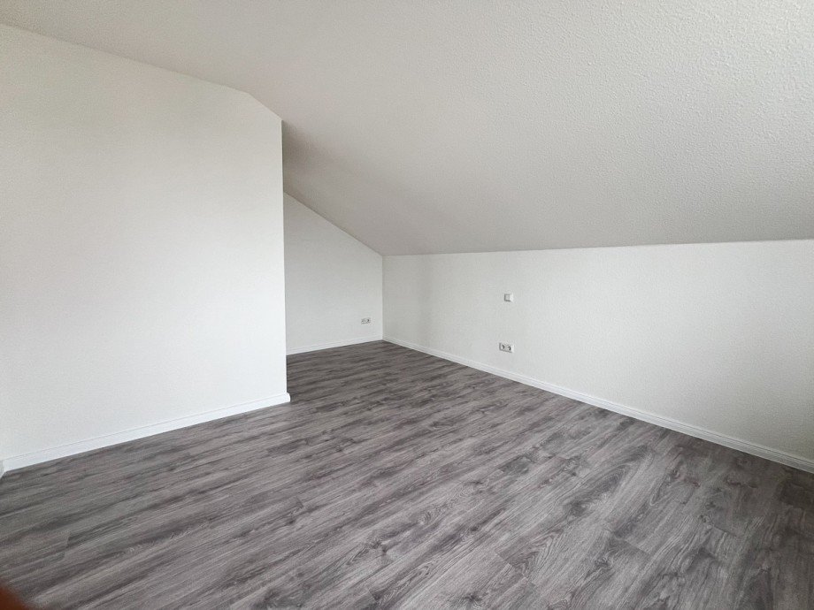 Schlafzimmer Dachgeschosswohnung Fr�ndenberg-Hohenheide
