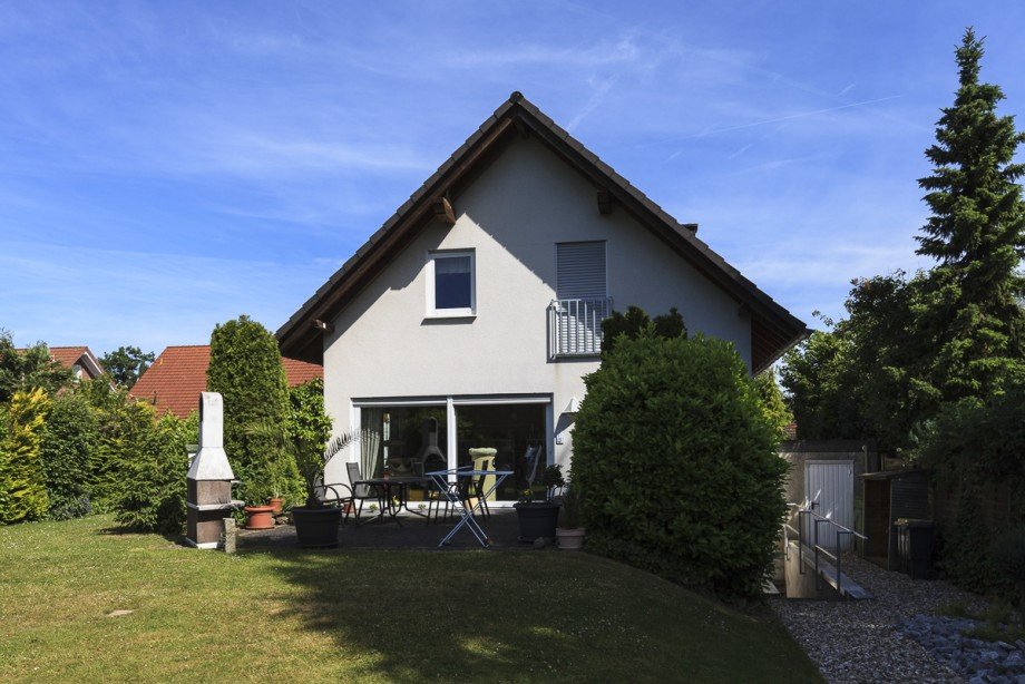 Ein Angebot vom Immobilienmakler Fr�ndenberg Kappenstein Immobilien 03 Einfamilienhaus Fr�ndenberg-Hohenheide