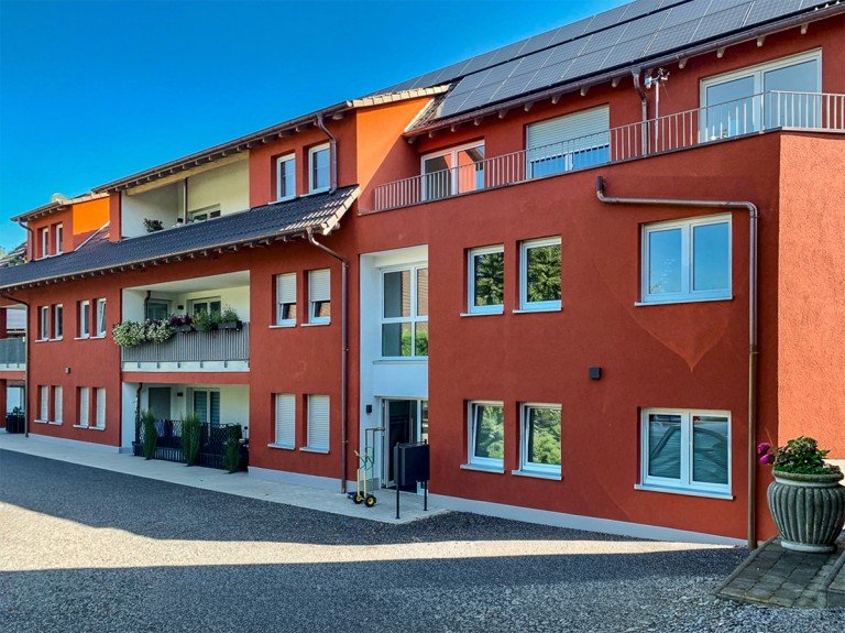 Aussenansicht Menden-Schwitten Dachgeschosswohnung Dachgeschosswohnung mit Aufzug und Balkon in Schwitten