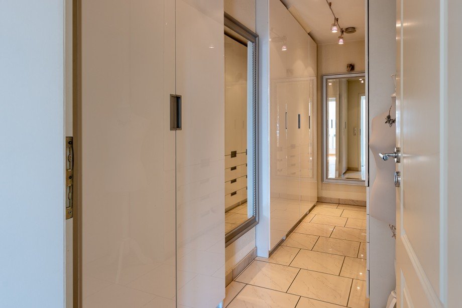 Ankleideraum Einfamilienhaus Fr�ndenberg