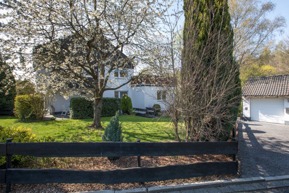  Zweifamilienhaus Menden-Lendringsen