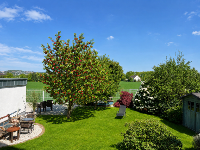  Menden Einfamilienhaus Viel Platz f�r Familienleben - Gro�er Garten - Unverbaubarer Gr�nblick