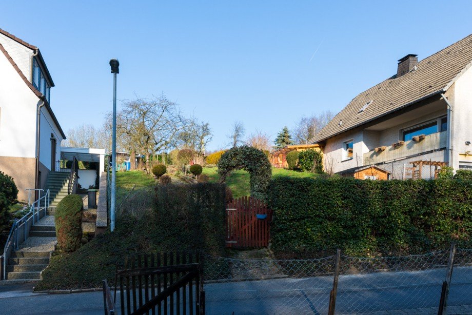 Stra�enseite Wohngrundst�ck Fr�ndenberg