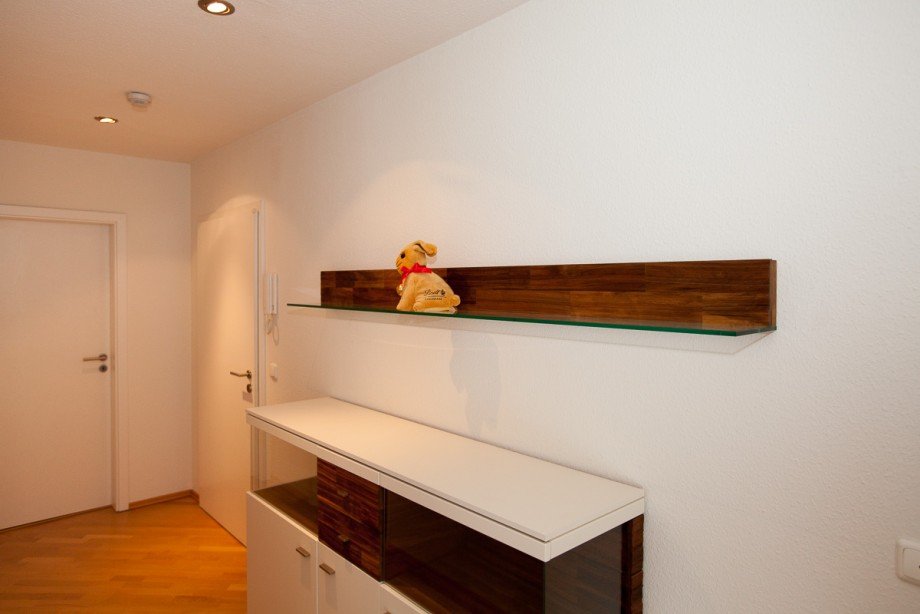 Flur Dachgeschosswohnung Menden-Schwitten