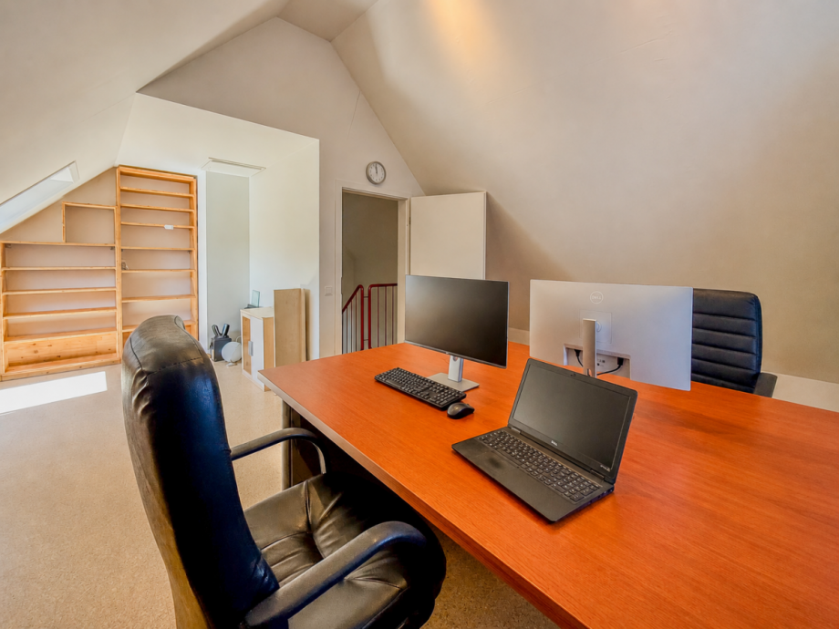 Home-Office Doppelhaush�lfte Fr�ndenberg-Warmen